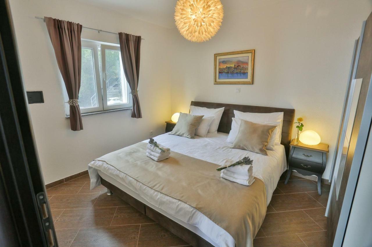 Villa Poletto Omiš Eksteriør billede